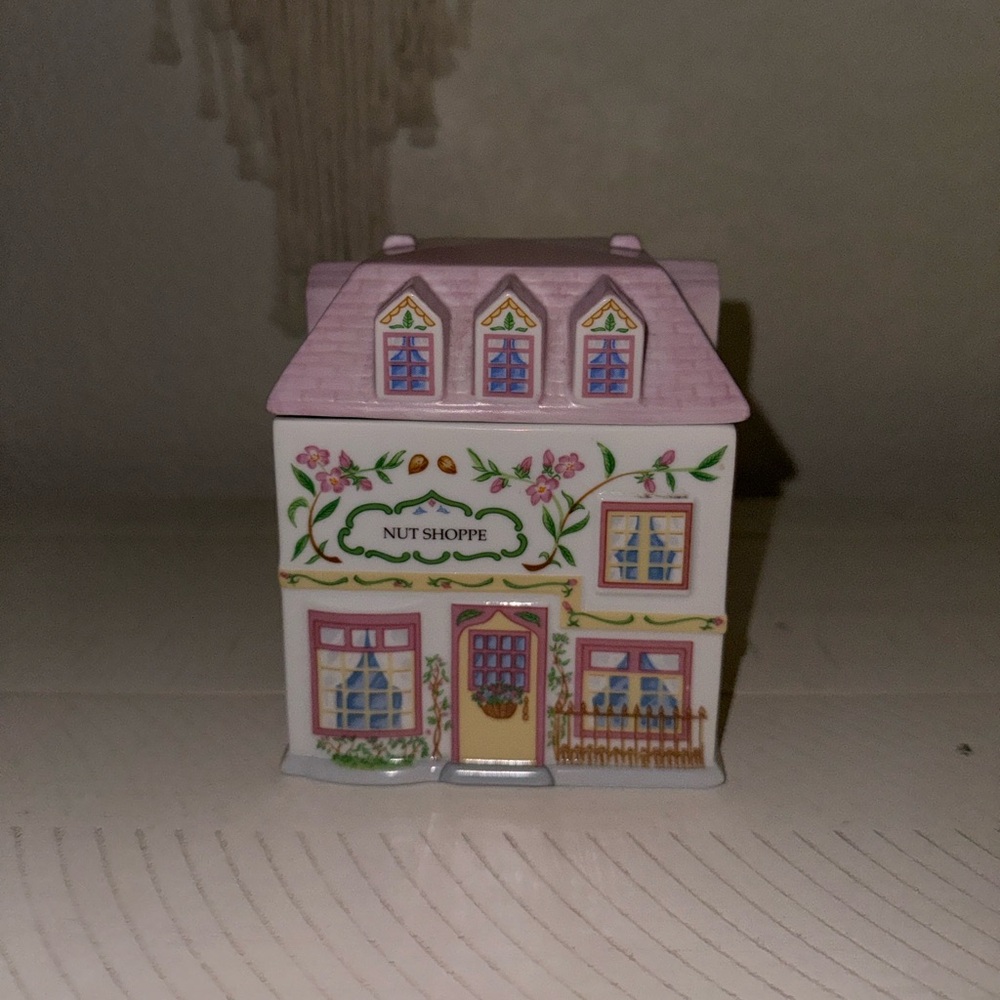 Lenox spice village “Nut Shoppe”